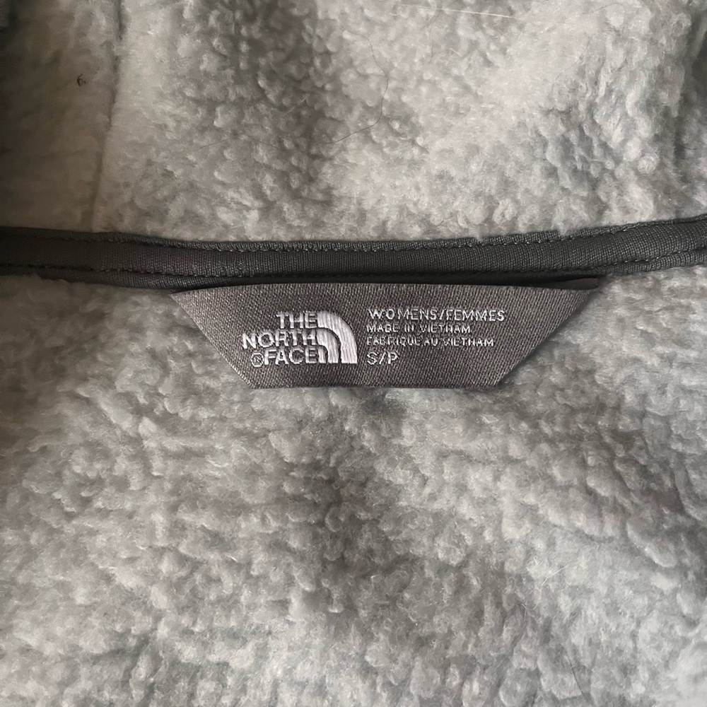 North Face Zip Up - Picture 5 of 6